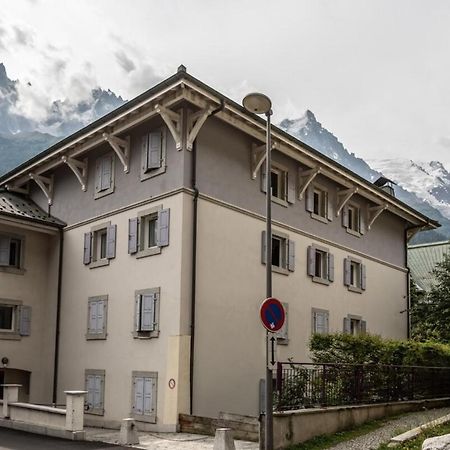 Villa Vallet- Newly Renovated 2 Bedroom Nestled Just Off The Main Street Шамоні Екстер'єр фото